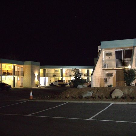Bendigo Motor Inn Kangaroo Flat Bagian luar foto