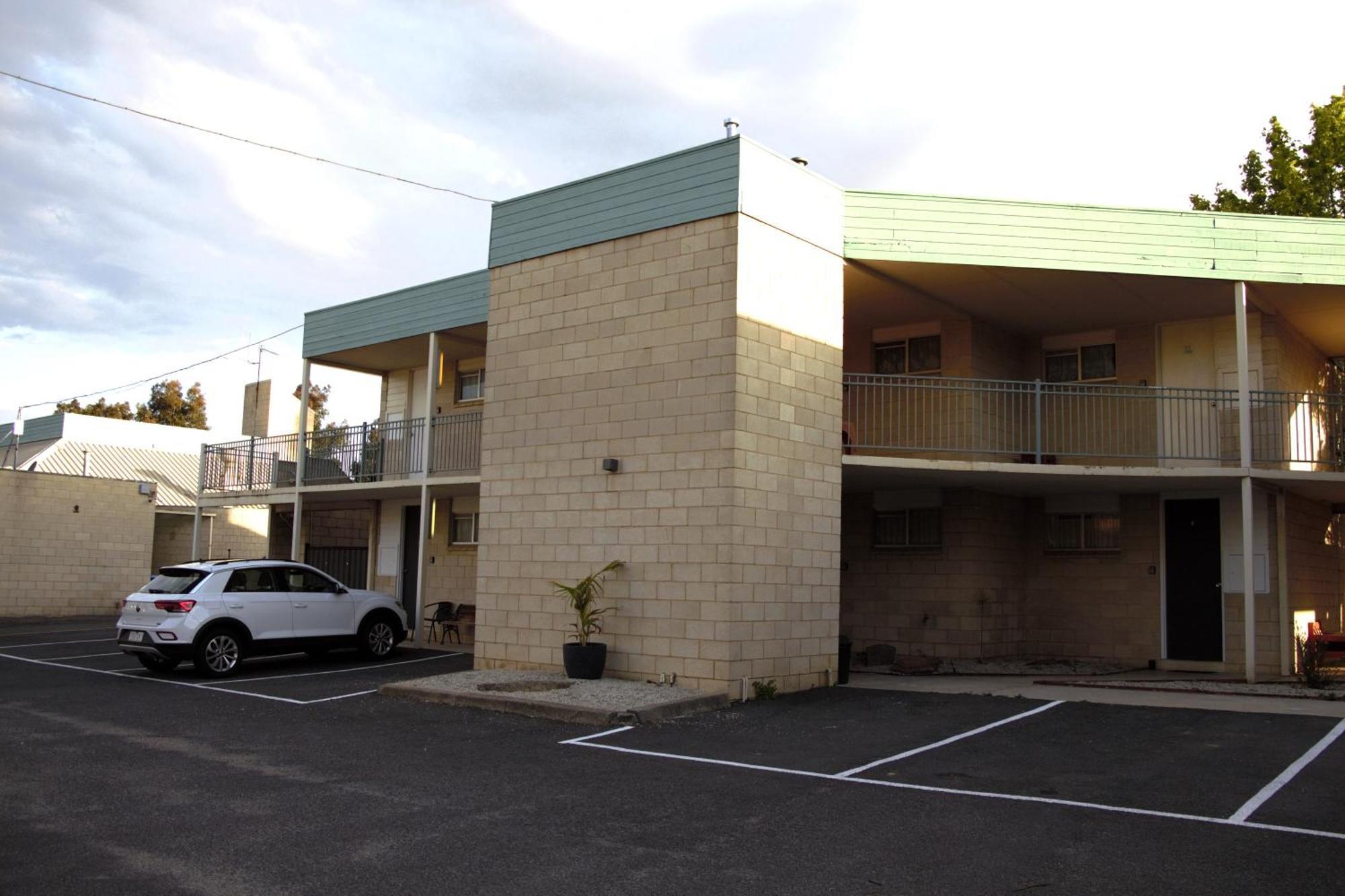 Bendigo Motor Inn Kangaroo Flat Bagian luar foto