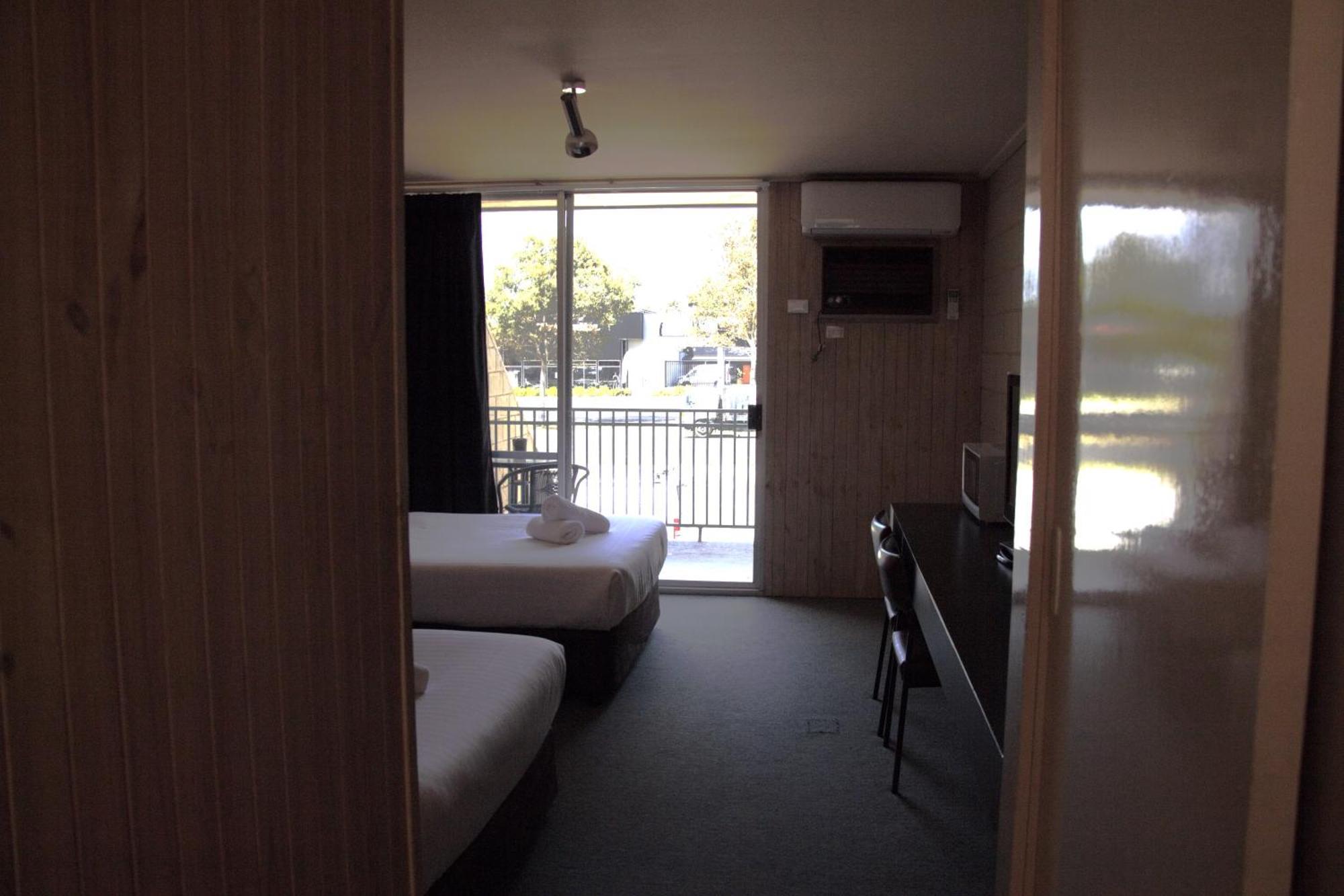 Bendigo Motor Inn Kangaroo Flat Bagian luar foto
