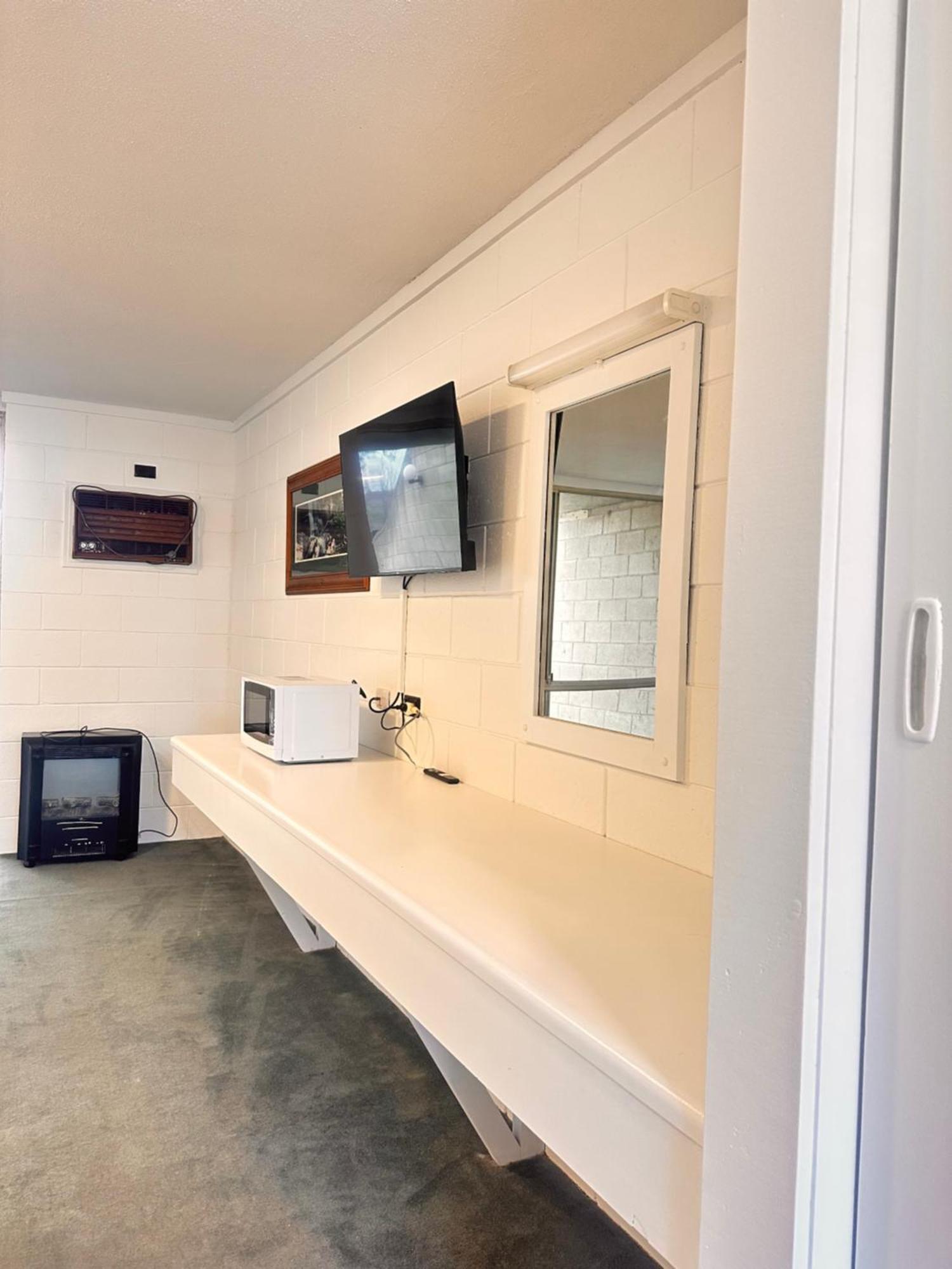 Bendigo Motor Inn Kangaroo Flat Bagian luar foto