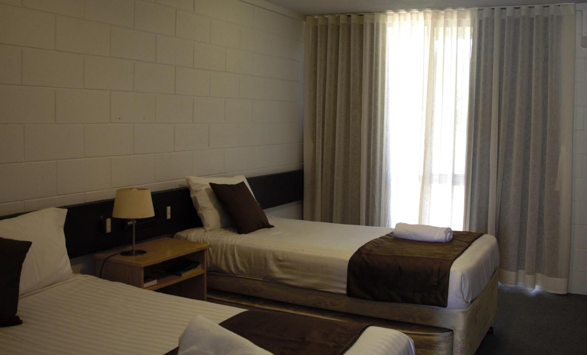 Bendigo Motor Inn Kangaroo Flat Bagian luar foto