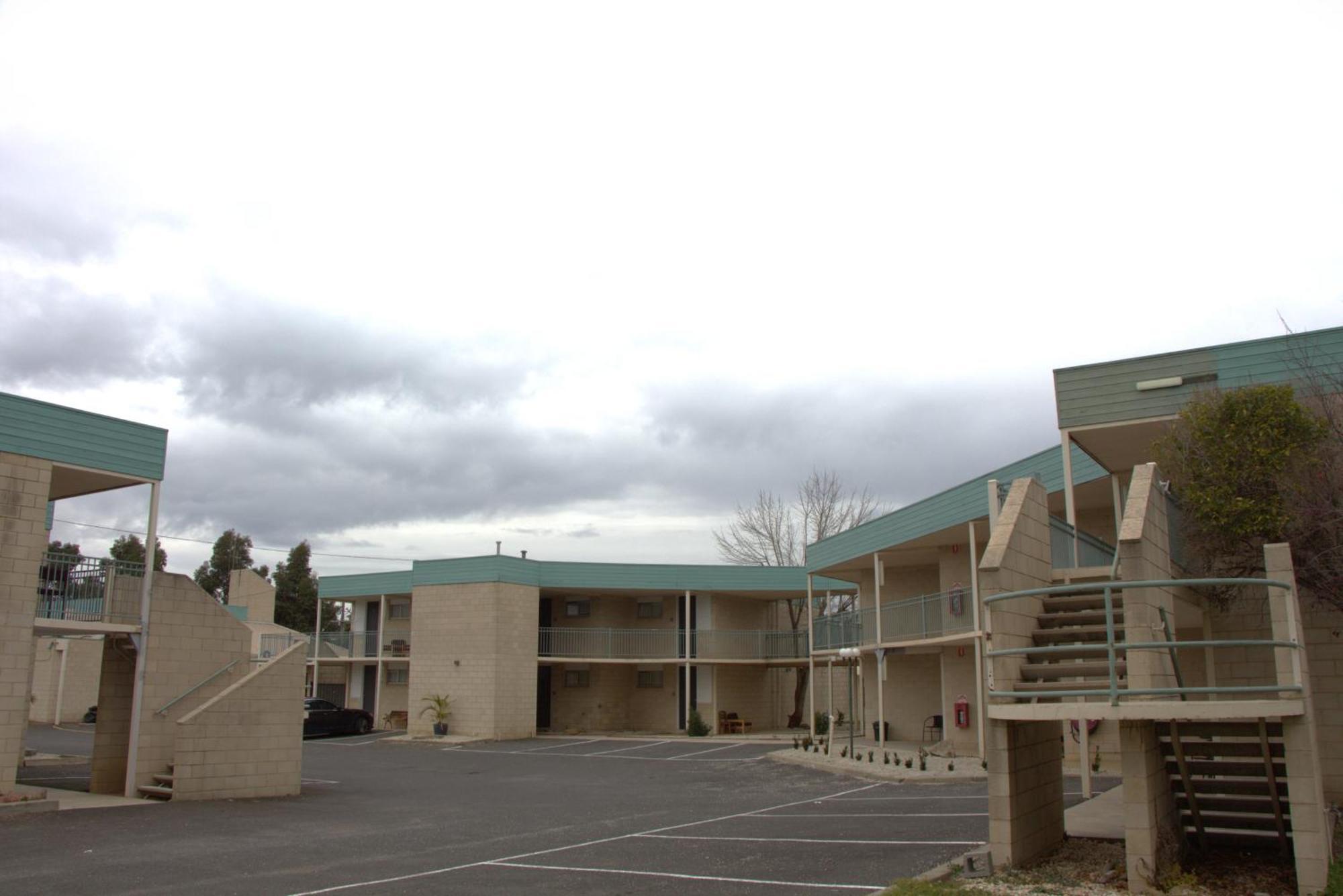 Bendigo Motor Inn Kangaroo Flat Bagian luar foto