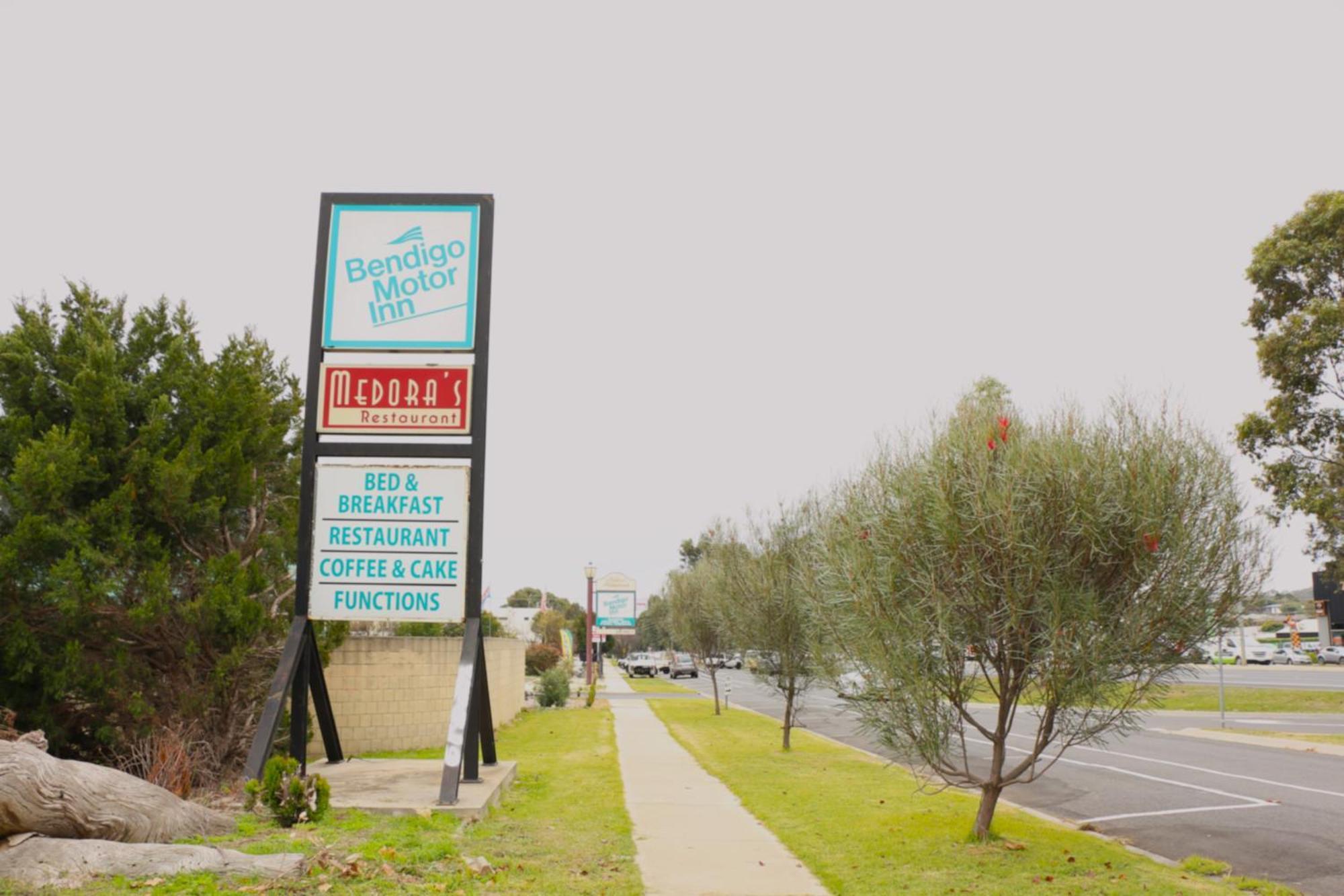 Bendigo Motor Inn Kangaroo Flat Bagian luar foto